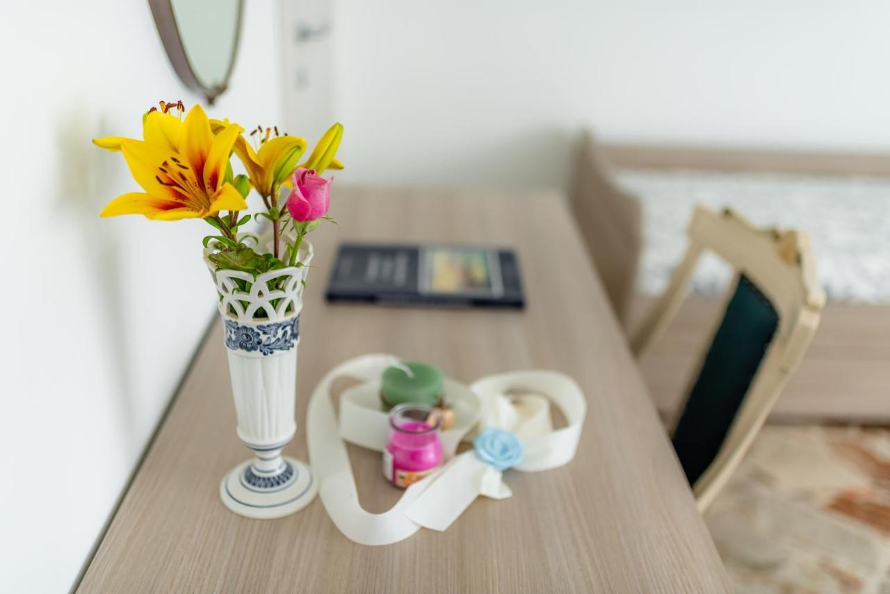 Le Calette Rooms - Puglia Mia Apartments Монополи Экстерьер фото